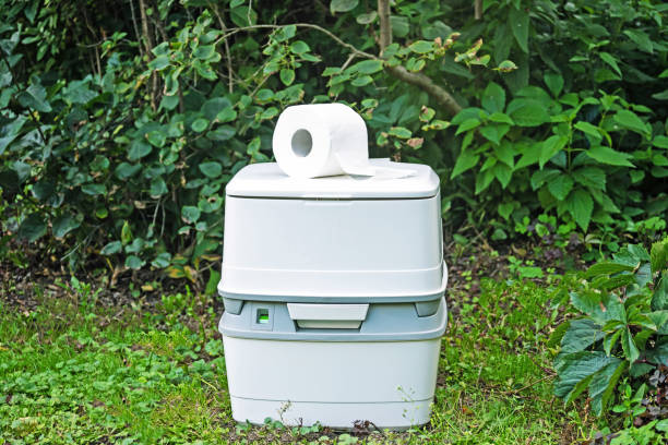 Best Portable bathroom rental  in Sissonville, WV